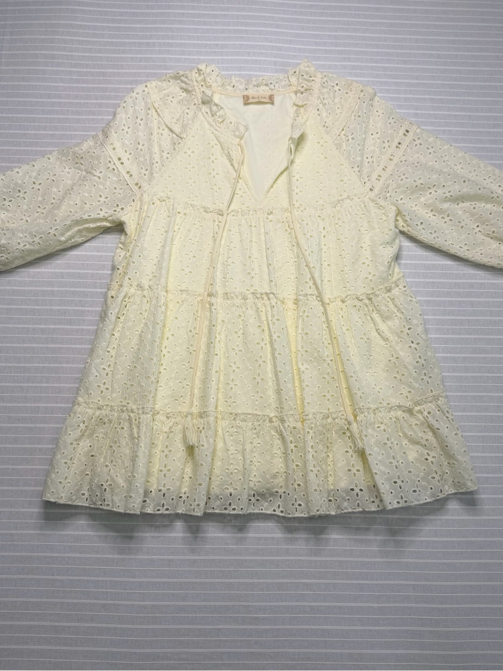 Altar’d State Cream Eyelet Tiered Peplum Top Size M